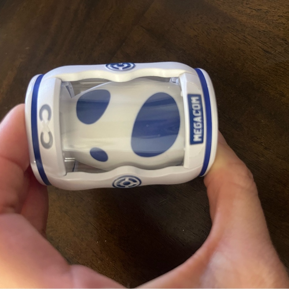 Pokémon catcher ‘gotcha’ device for 2 accounts